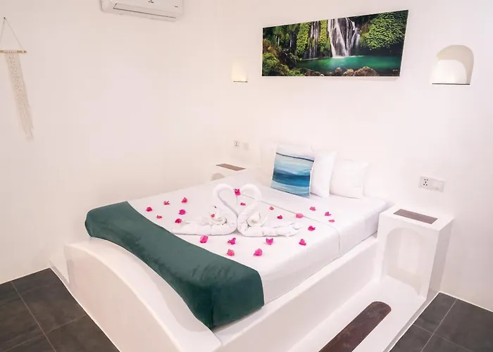 Hotel Secret Paradise